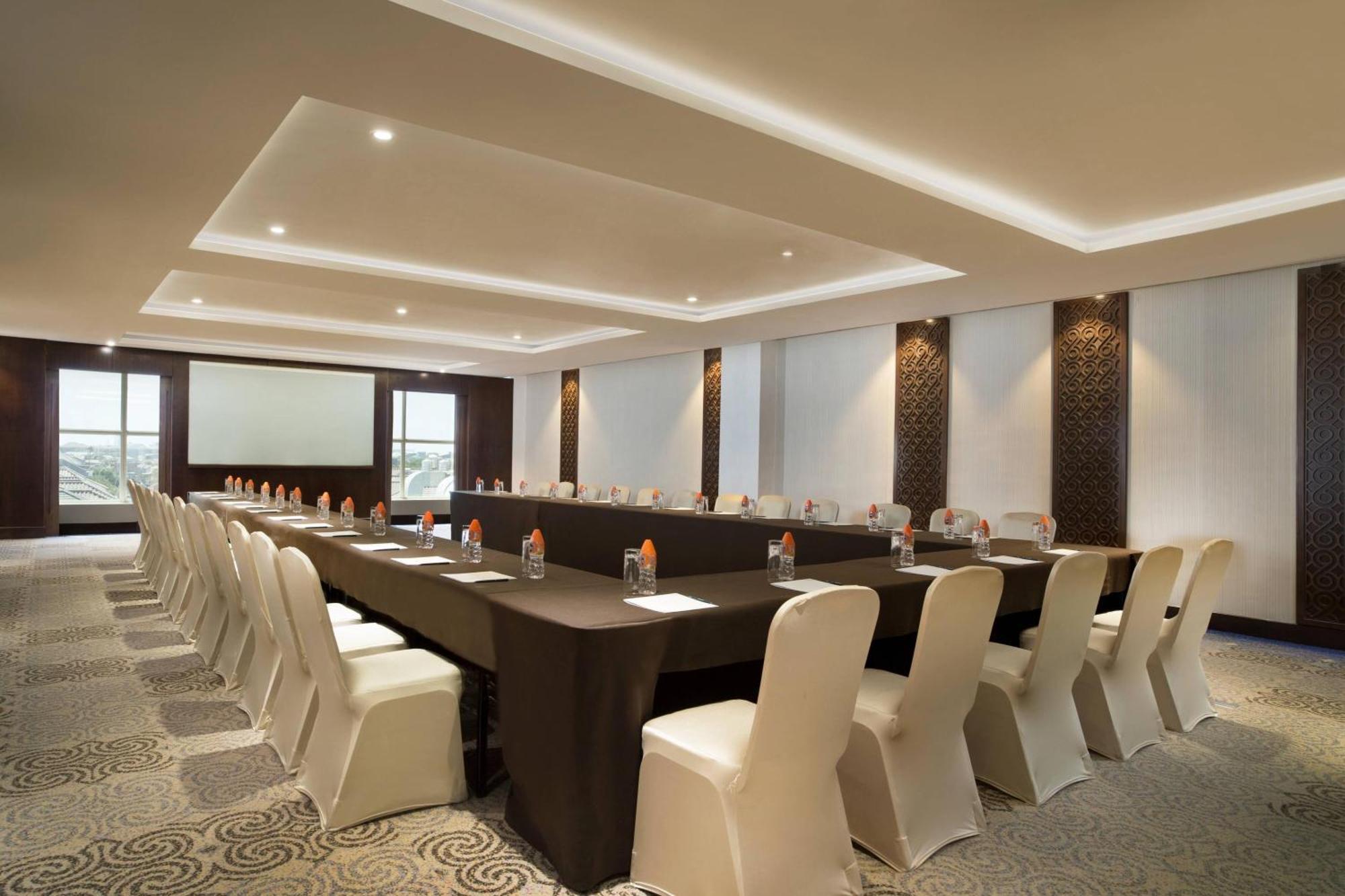 Four Points By Sheraton Makasar Zewnętrze zdjęcie