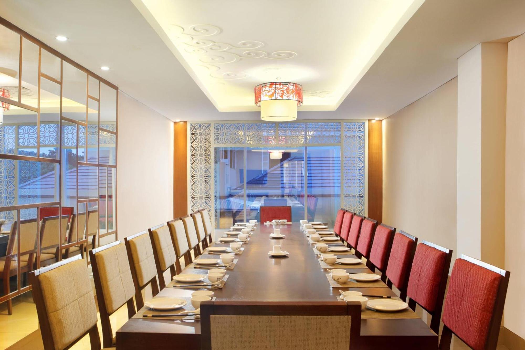 Four Points By Sheraton Makasar Zewnętrze zdjęcie